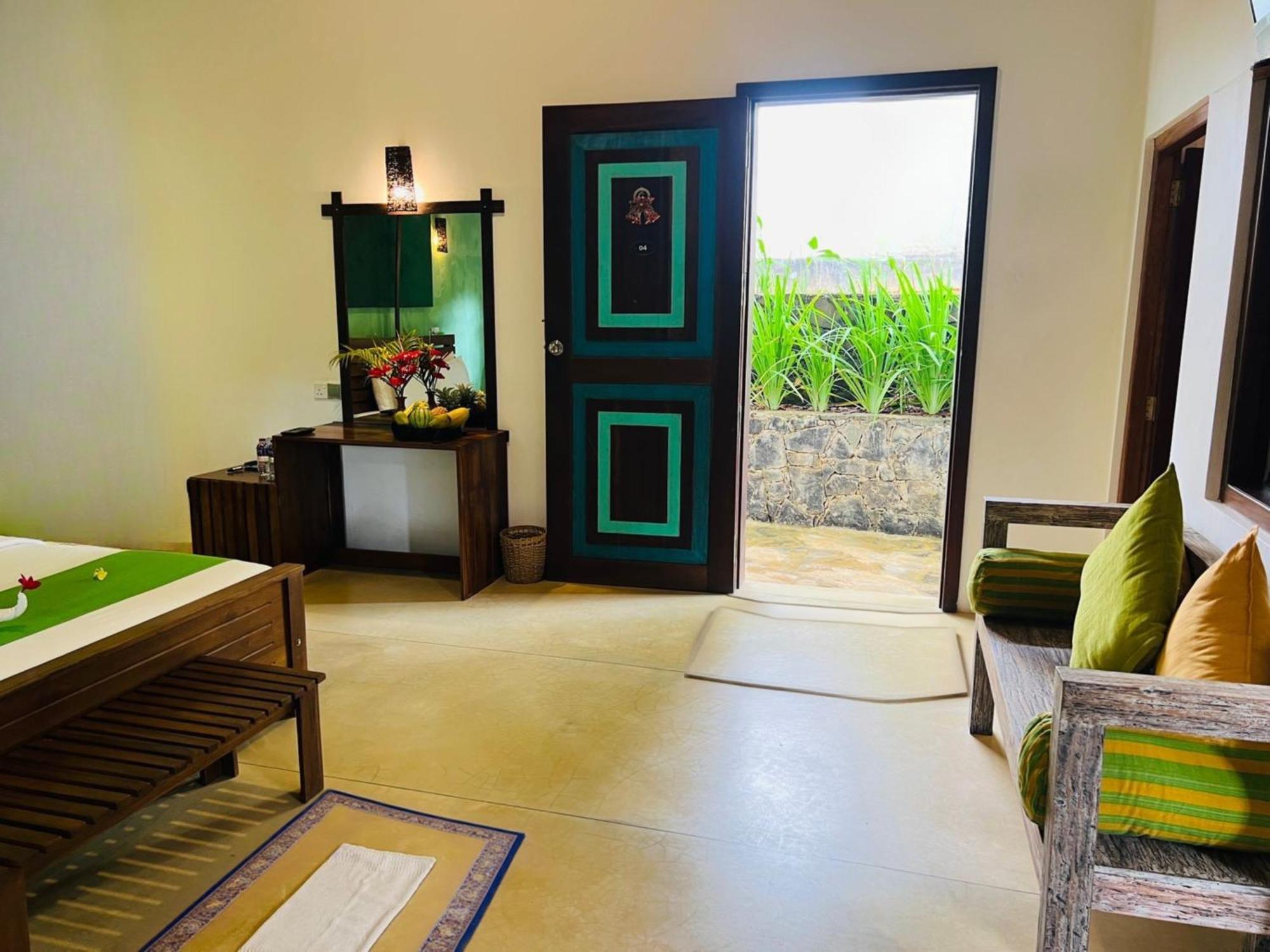 Garcinia Leaf Hotel Hikkaduwa Bagian luar foto