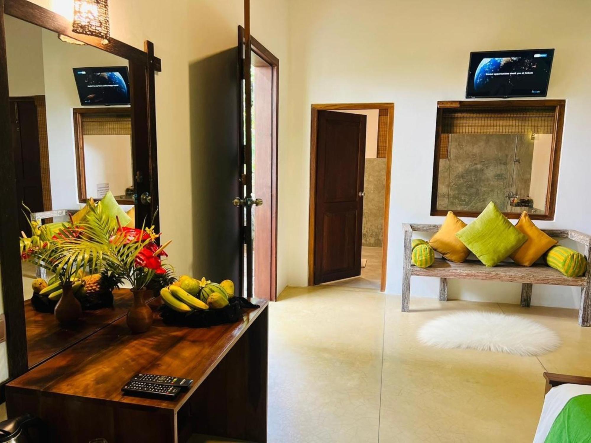 Garcinia Leaf Hotel Hikkaduwa Bagian luar foto