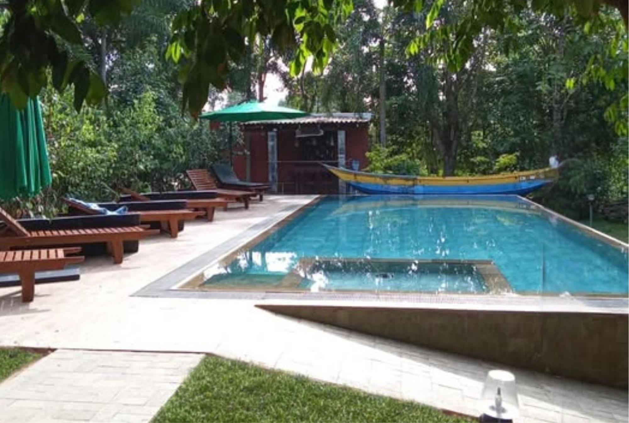 Garcinia Leaf Hotel Hikkaduwa Bagian luar foto